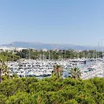 Vauban Superbe T2 Avec Vue Port De Gamme Clim Parking Prive Wi-fi * أنتيب