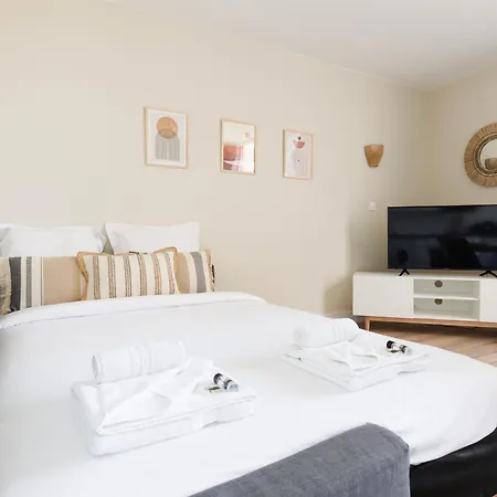 Vauban Superbe T2 Avec Vue Port De Gamme Clim Parking Prive Wi-fi Apartamento *